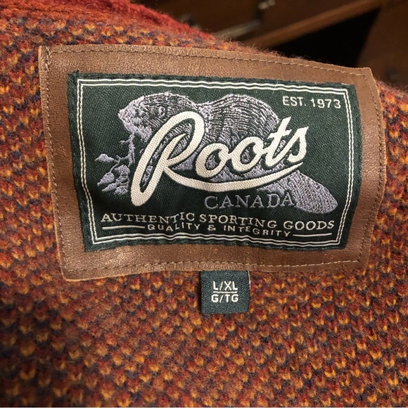 ROOTS WRAP SWEATER - Picture 8 of 12